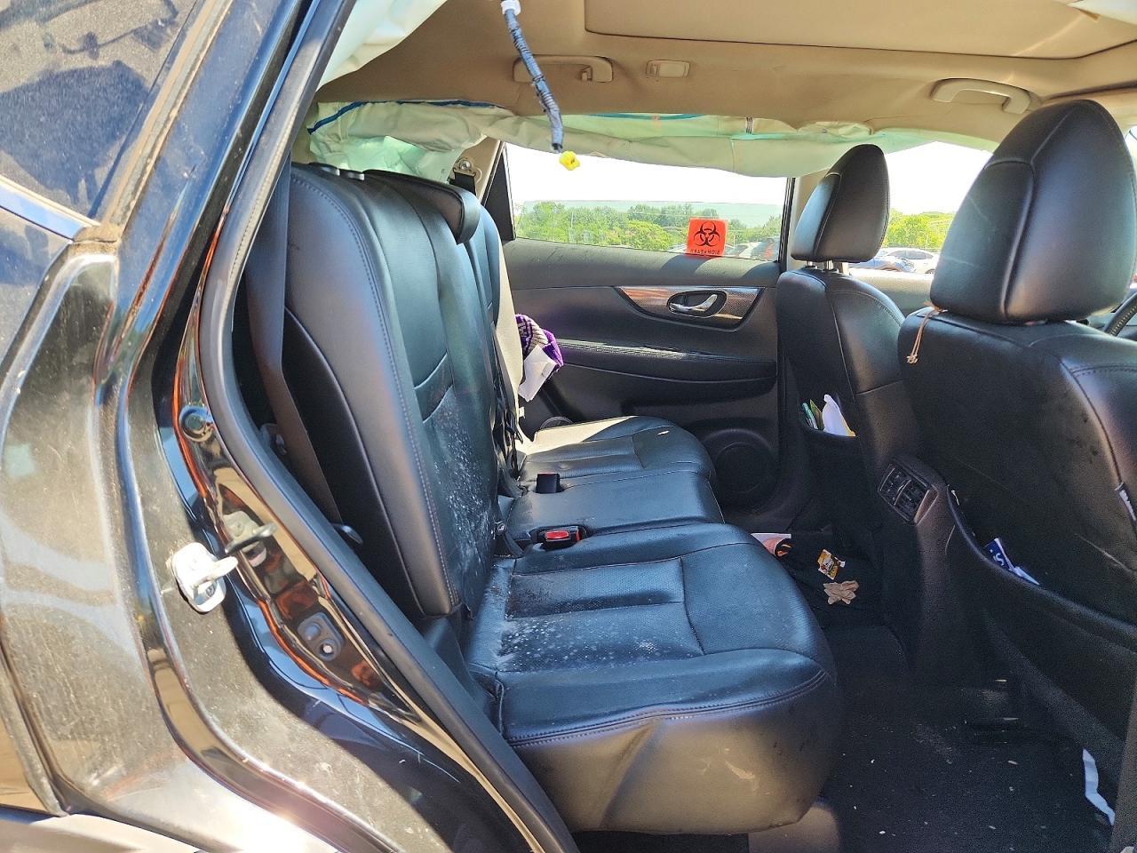 2016 NISSAN ROGUE