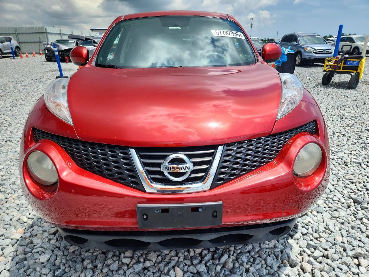 2013 NISSAN Juke