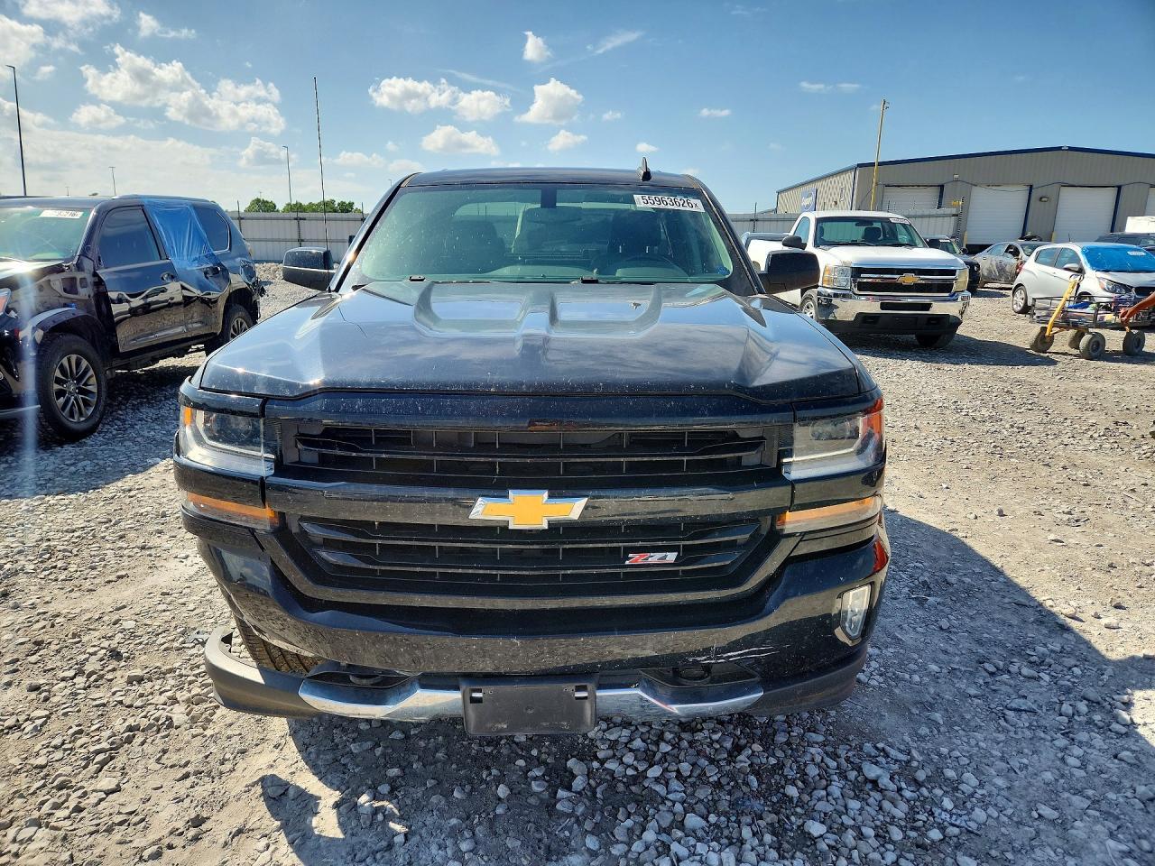 2018 CHEVROLET Silverado