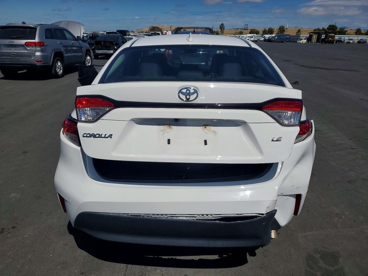 2024 TOYOTA COROLLA