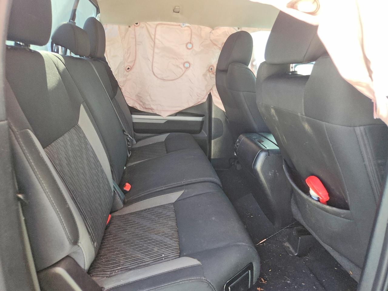 2017 TOYOTA TUNDRA