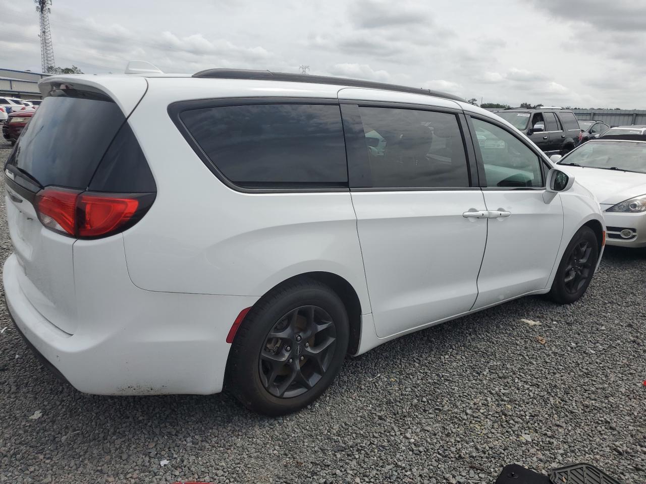 2019 CHRYSLER Pacifica