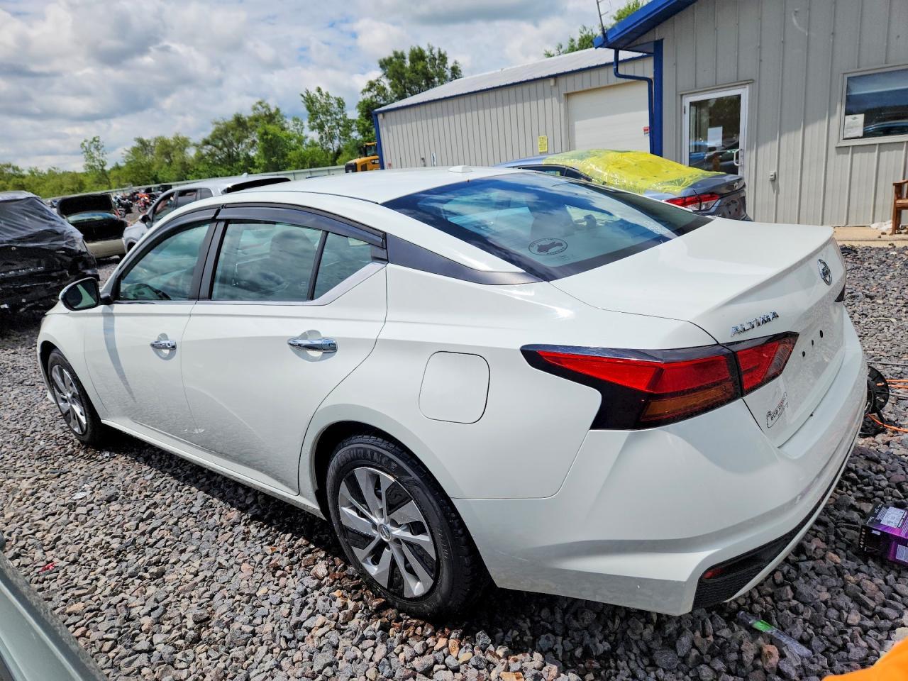 2019 NISSAN ALTIMA