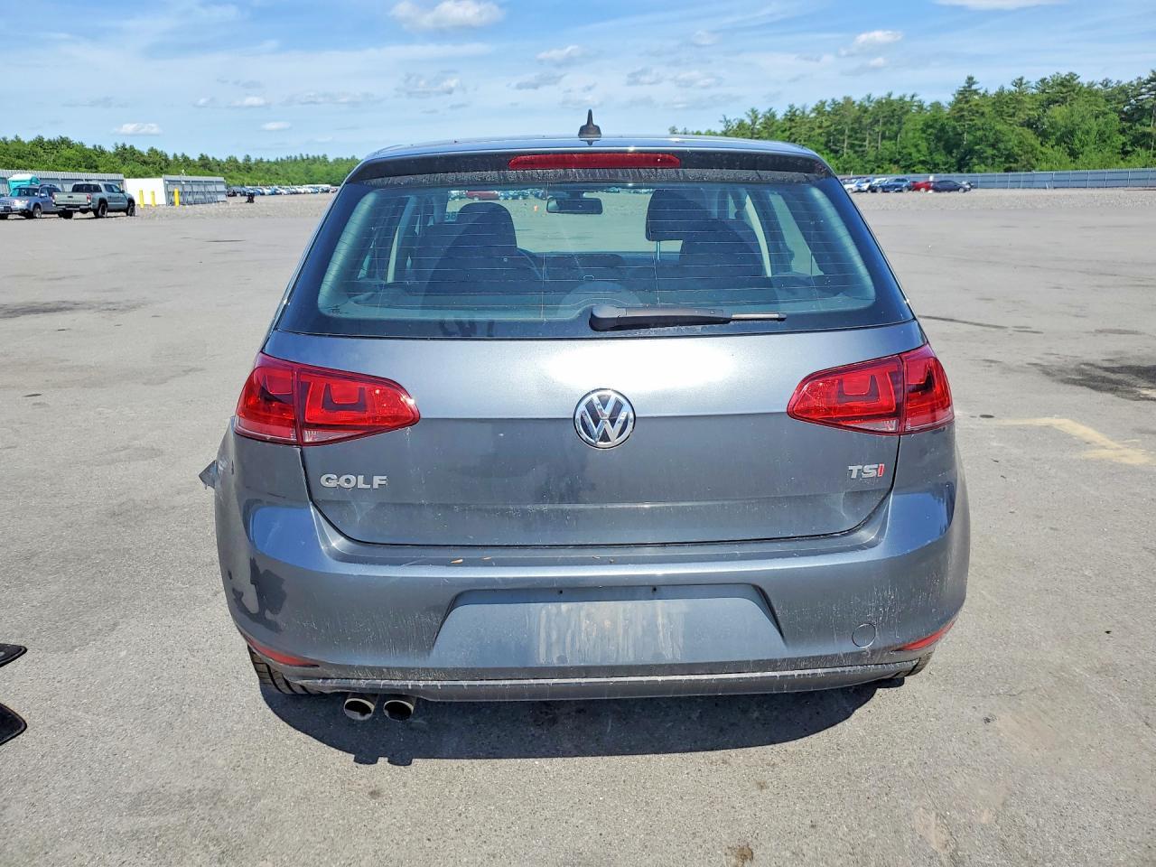 2017 VOLKSWAGEN GOLF