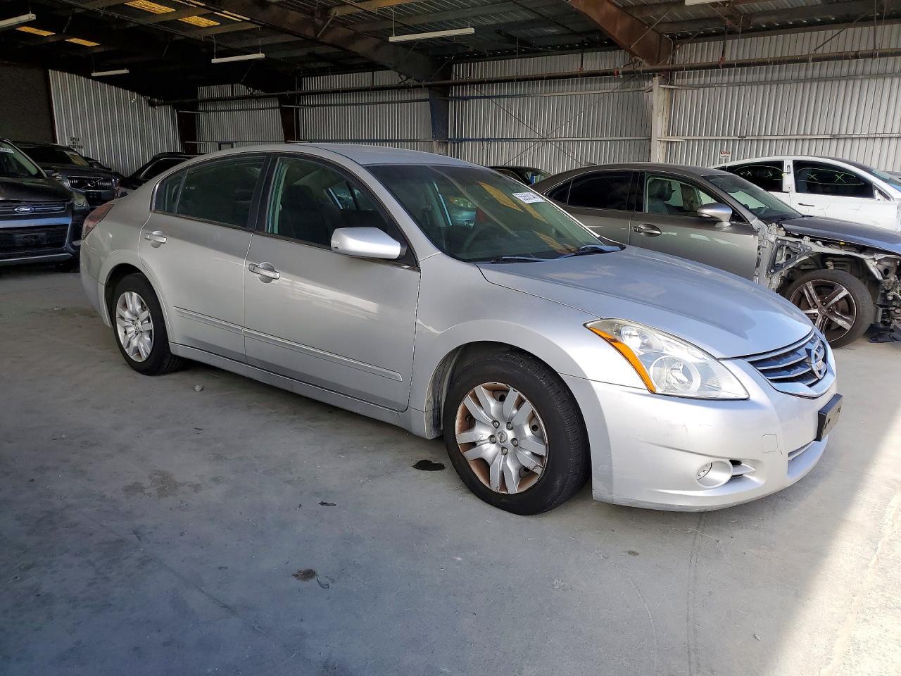 2012 NISSAN ALTIMA