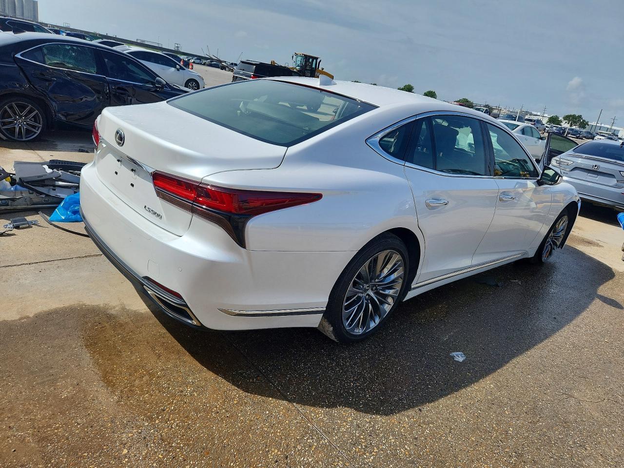 2022 LEXUS LS 500