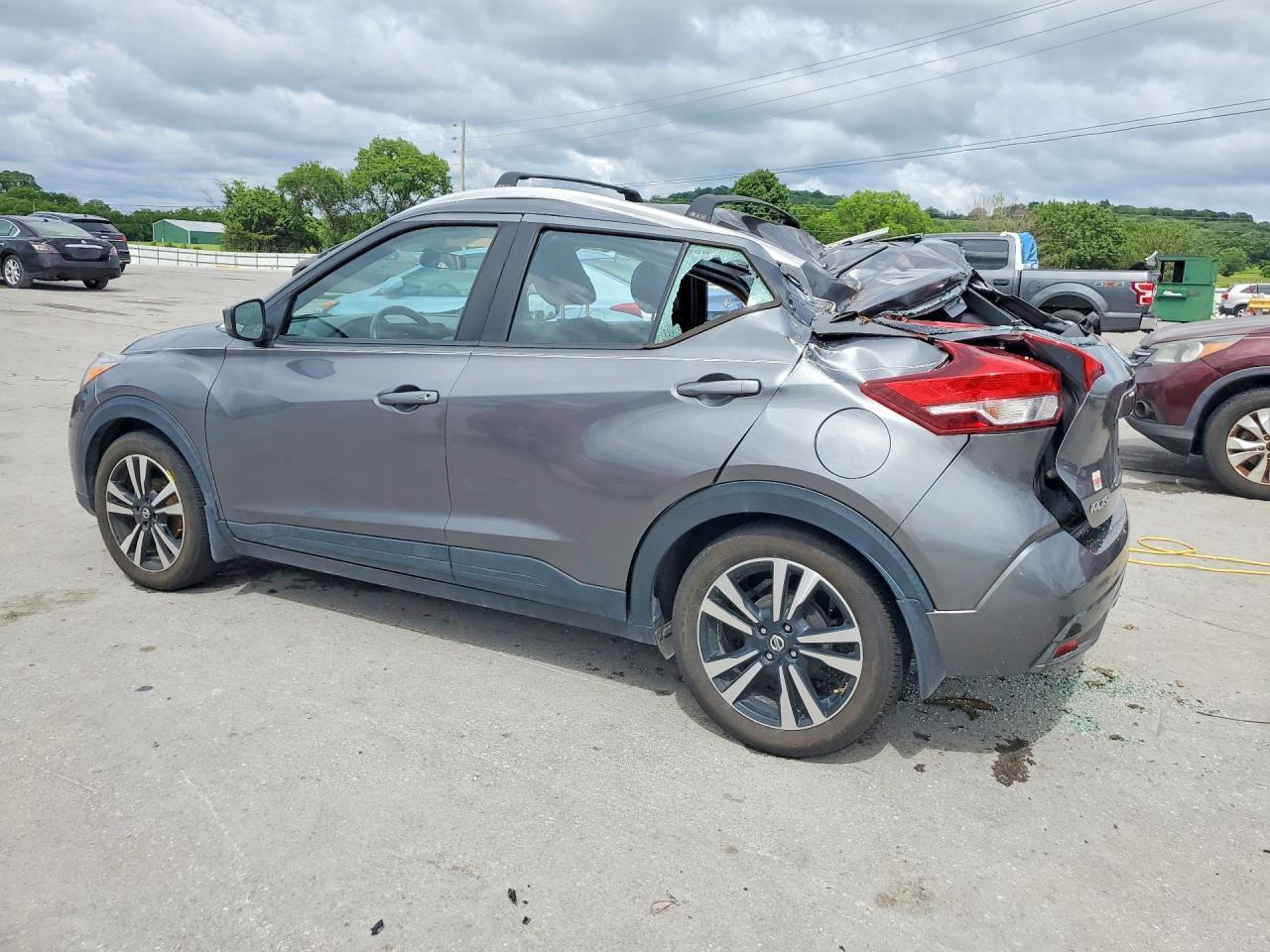 2019 NISSAN KICKS