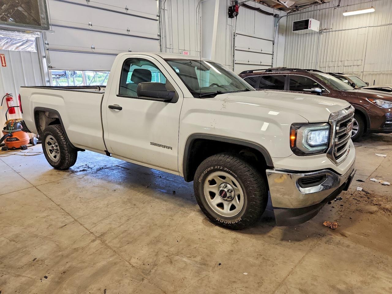 2016 GMC Sierra