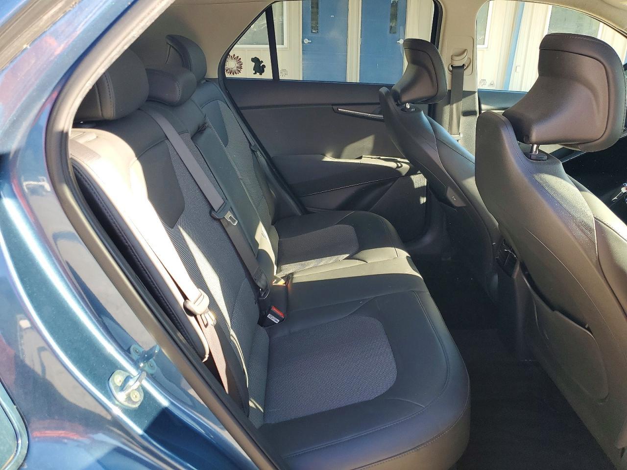2023 KIA Niro