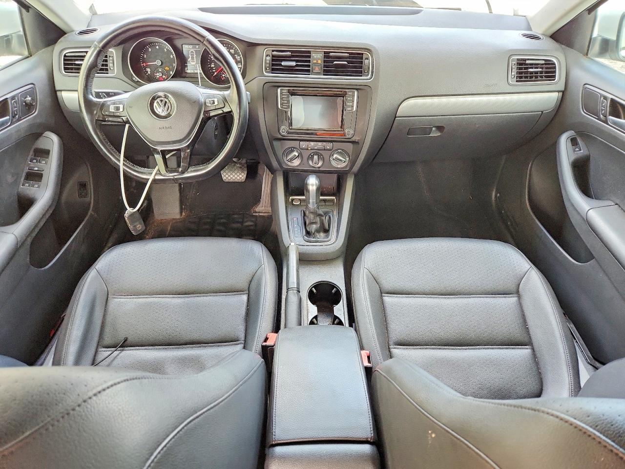 2017 VOLKSWAGEN JETTA