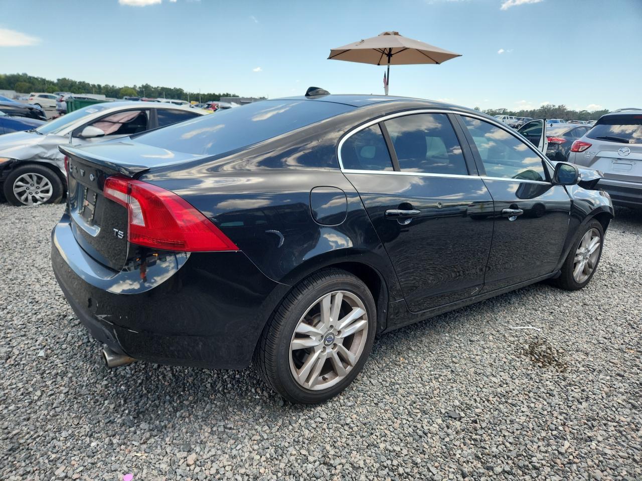 2013 VOLVO S60