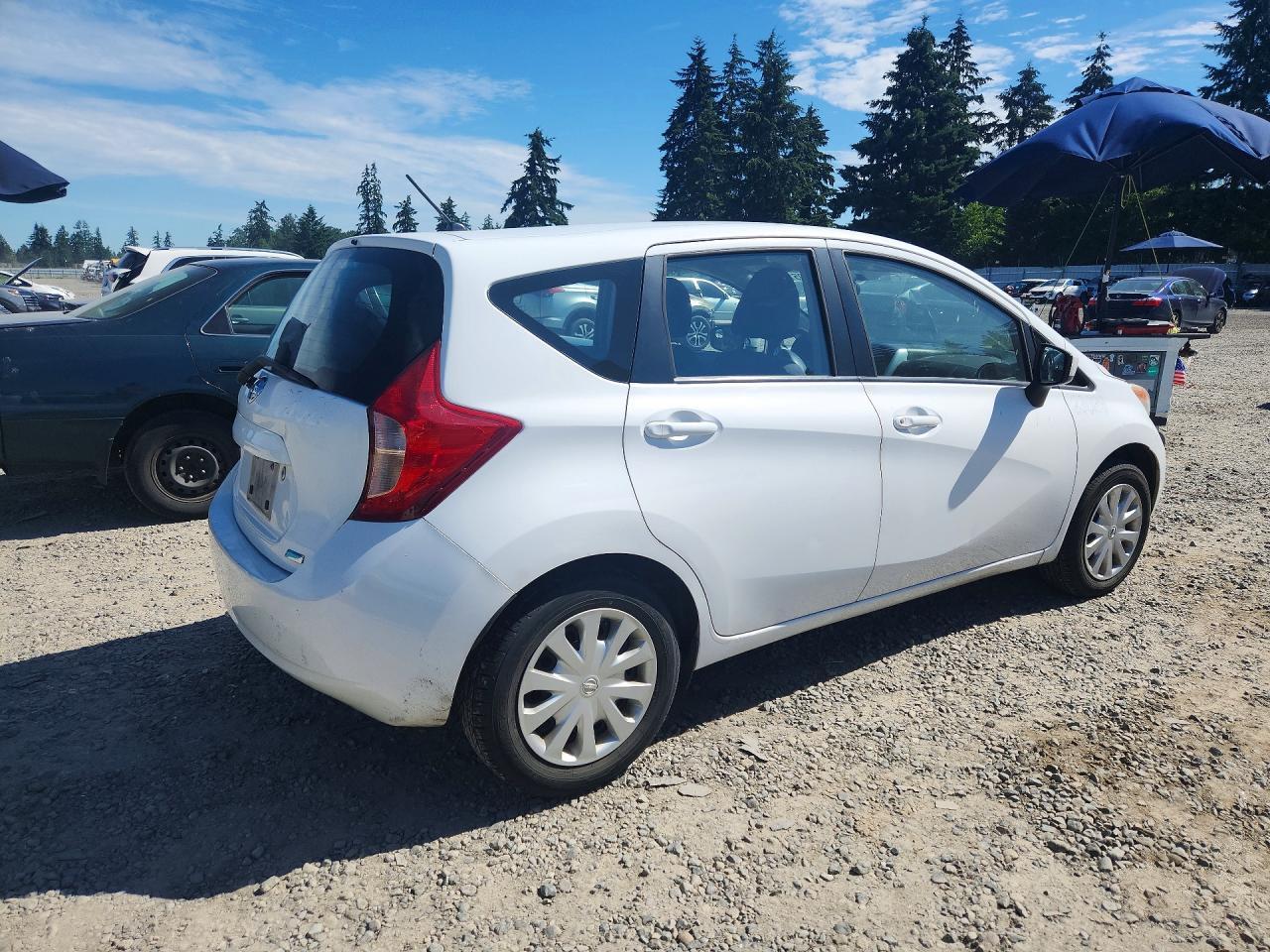 2016 NISSAN Versa Note