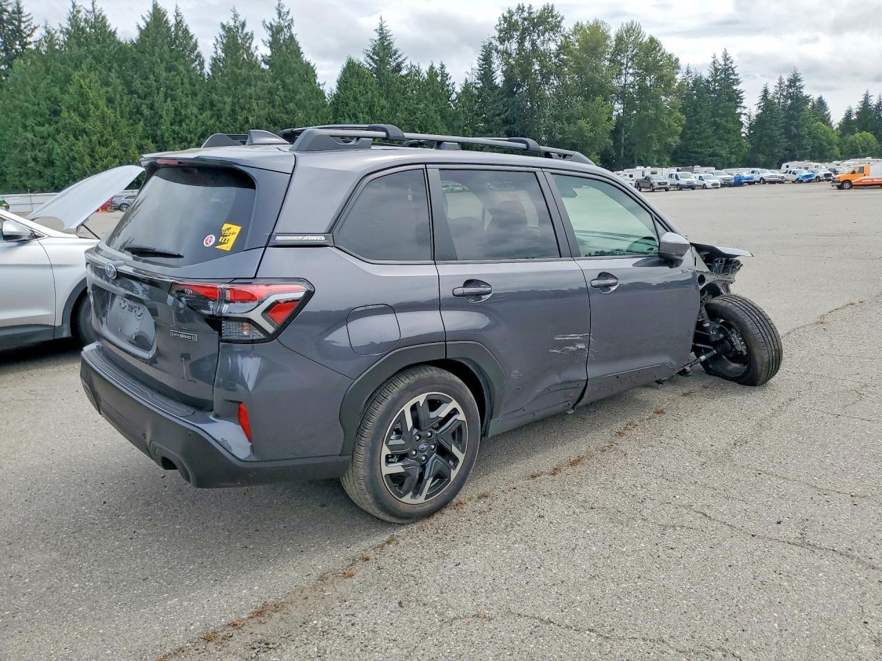 2025 SUBARU FORESTER