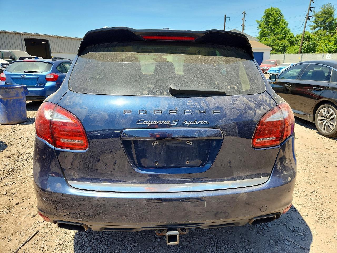 2012 PORSCHE CAYENNE