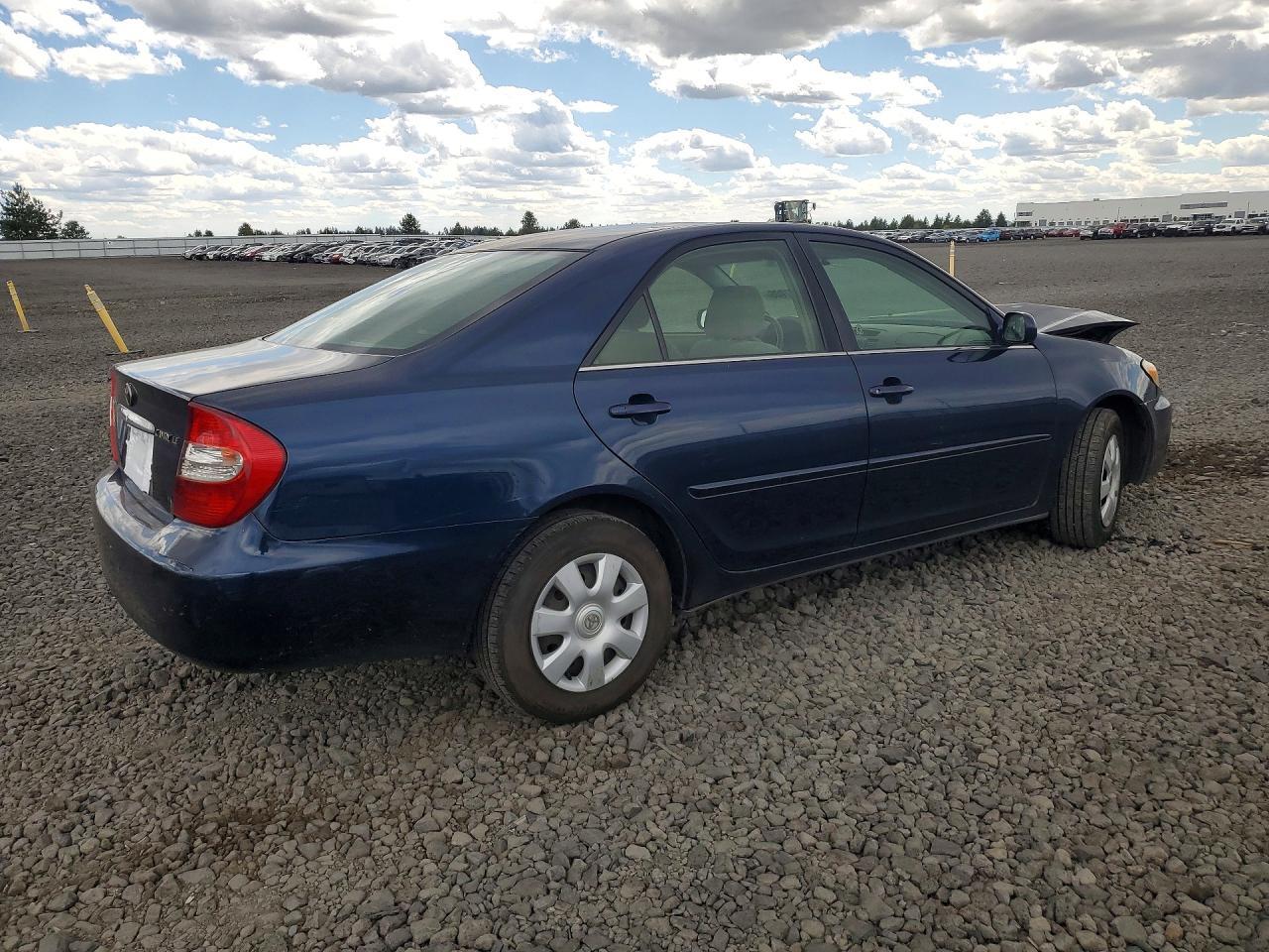 2002 TOYOTA CAMRY