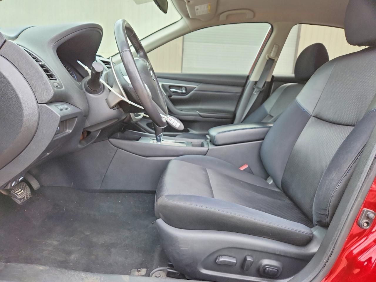 2017 NISSAN ALTIMA