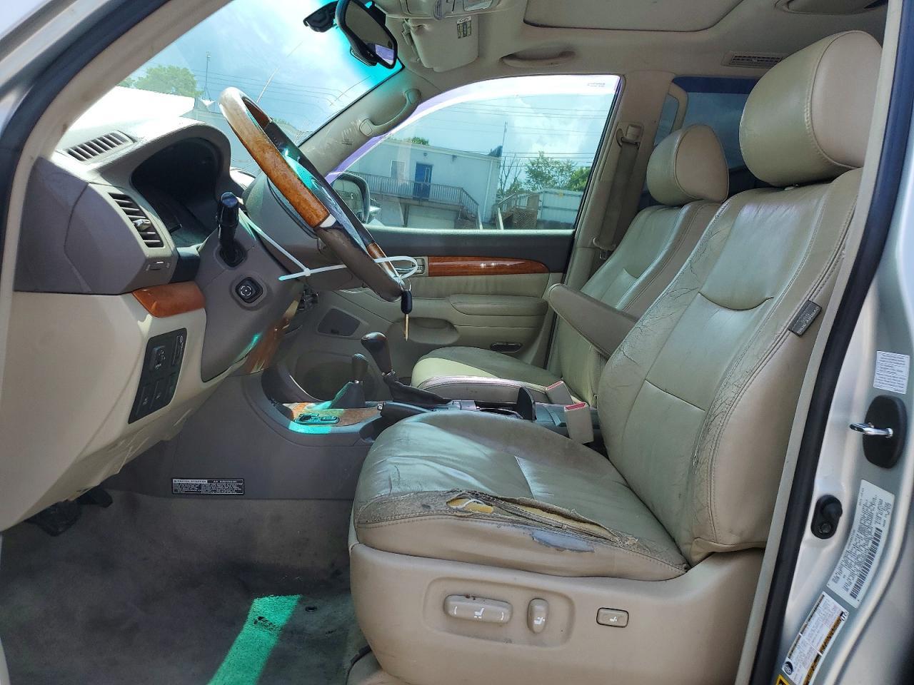 2004 LEXUS Gx 470
