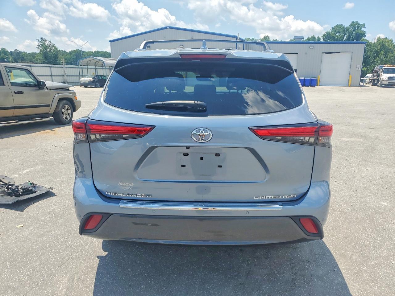 2021 TOYOTA HIGHLANDER