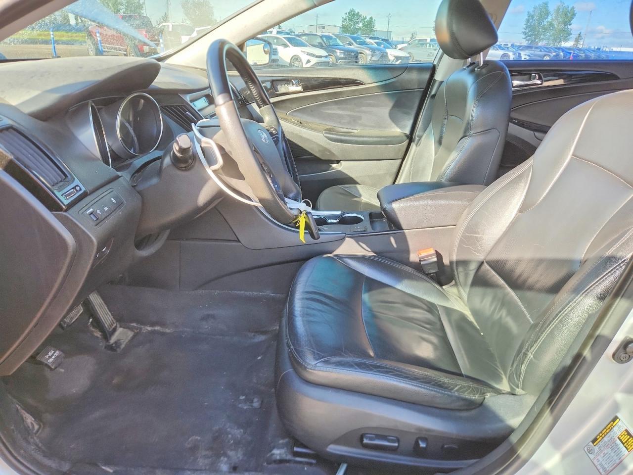 2012 HYUNDAI SONATA