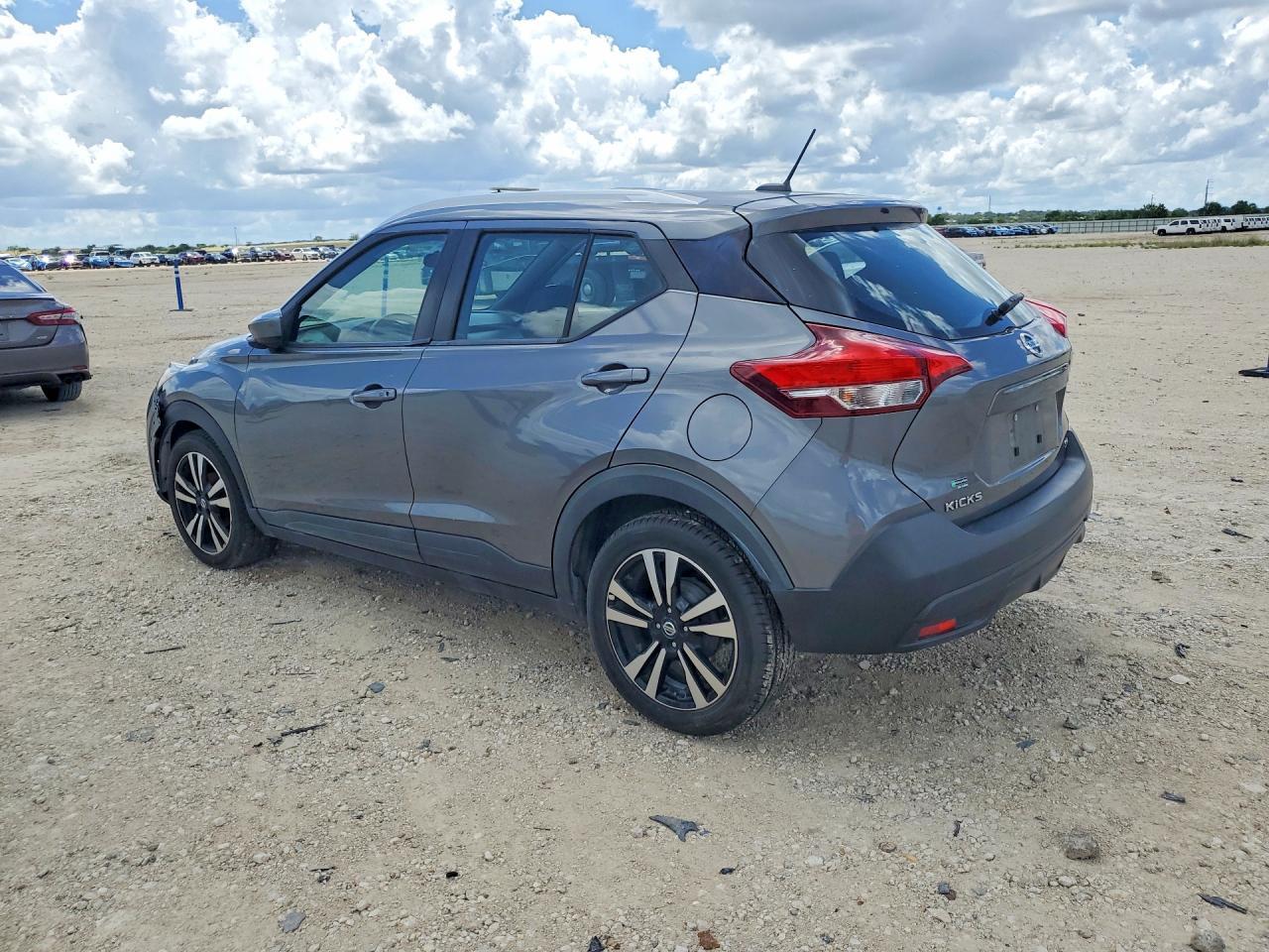 2019 NISSAN KICKS