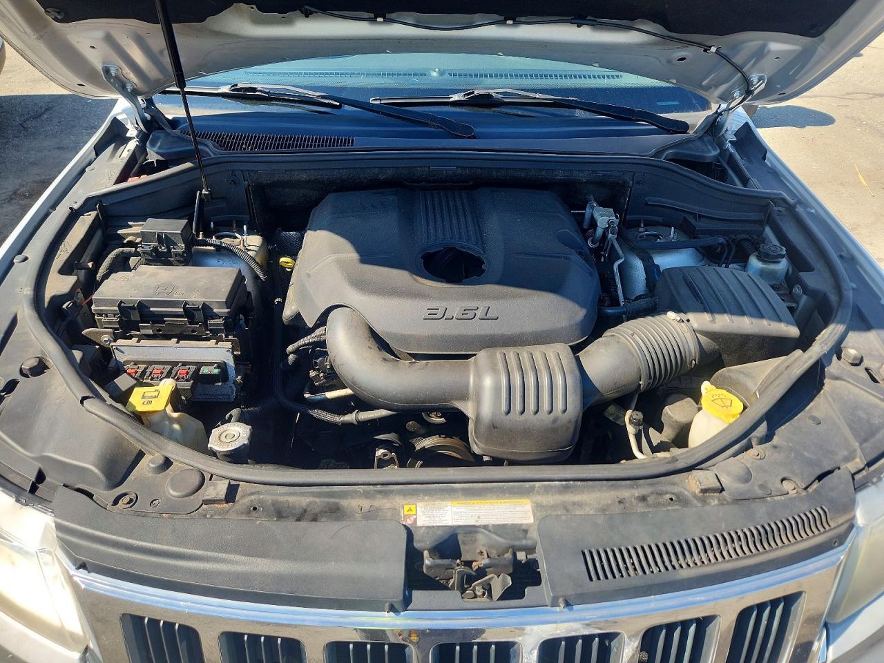 2011 JEEP Grand Cherokee