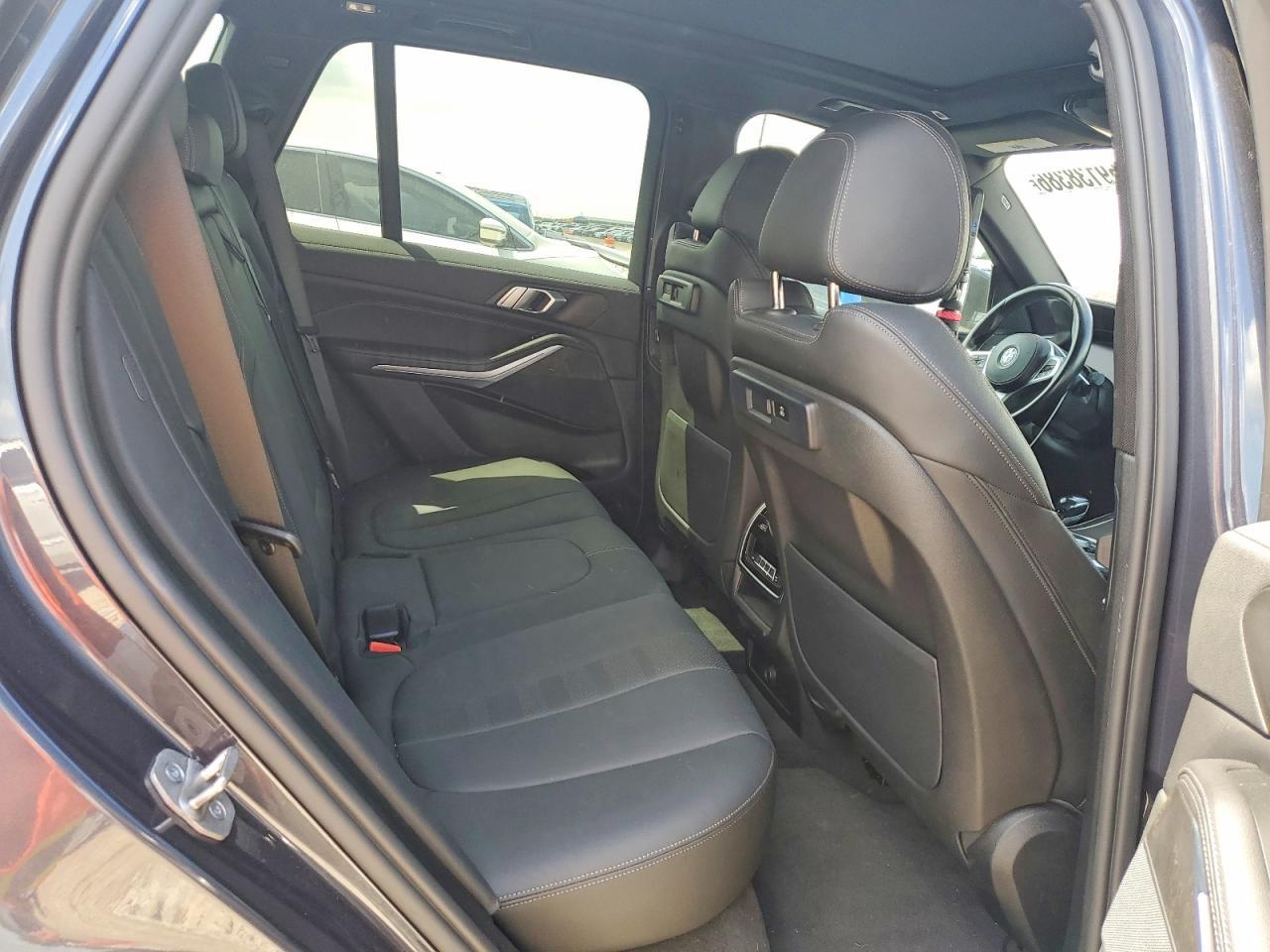 2022 BMW X5