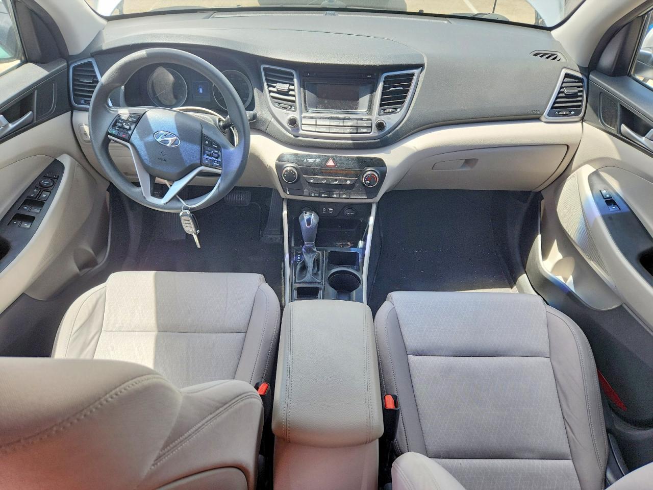 2016 HYUNDAI TUCSON