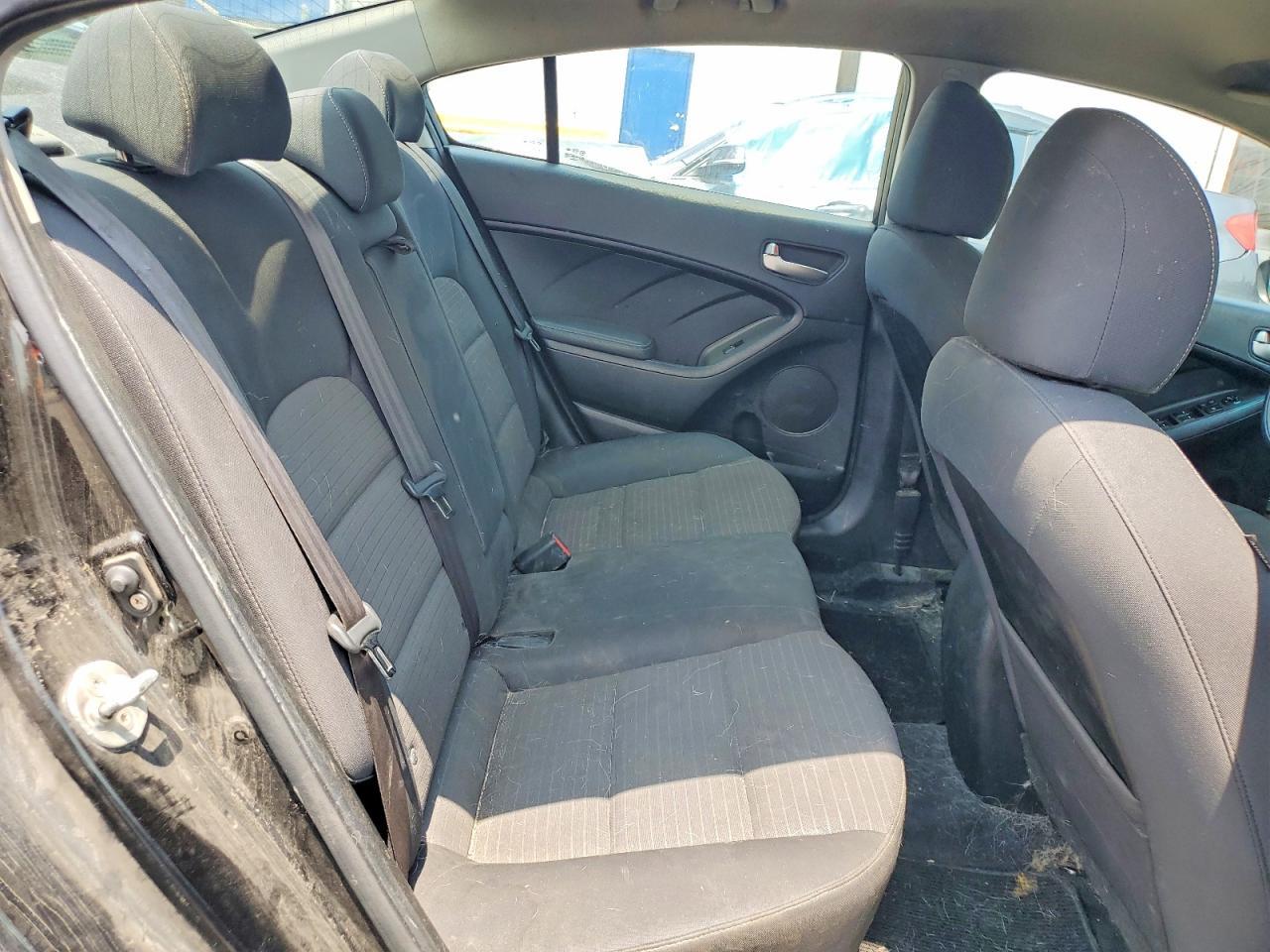 2017 KIA FORTE