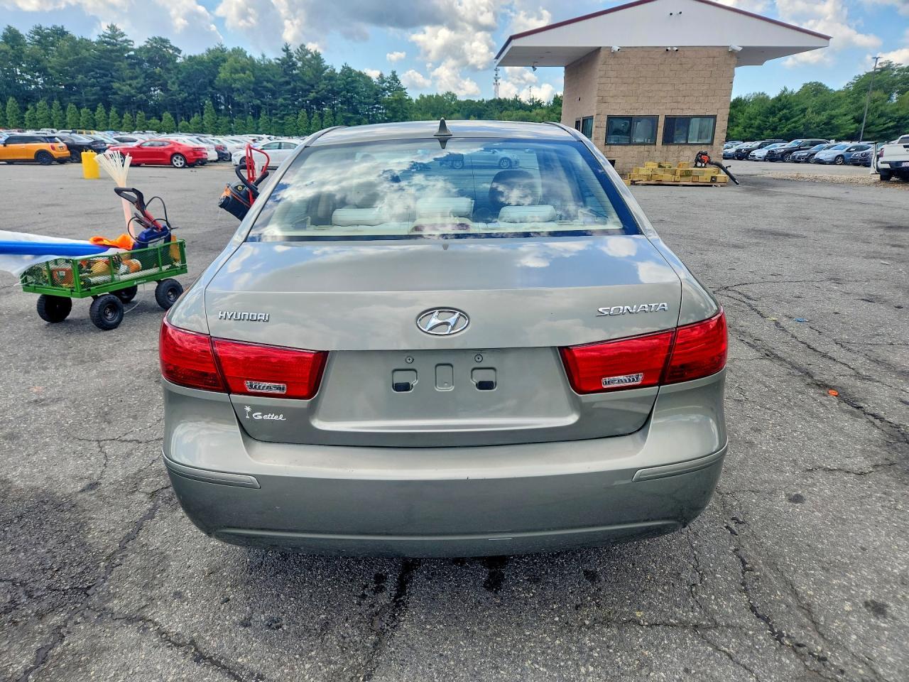 2009 HYUNDAI SONATA