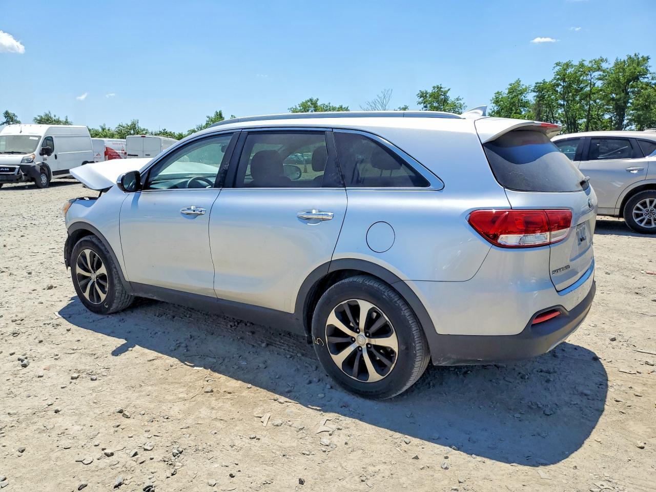 2017 KIA SORENTO
