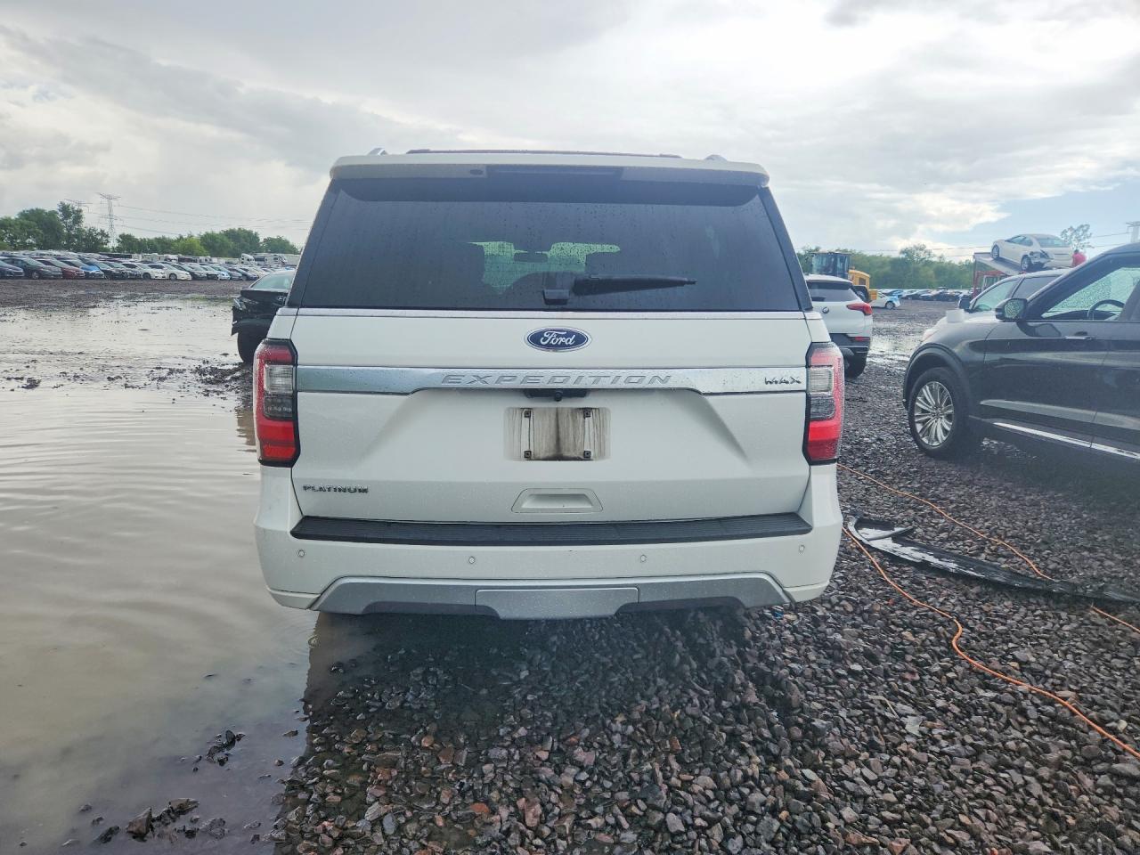 2021 FORD Expedition