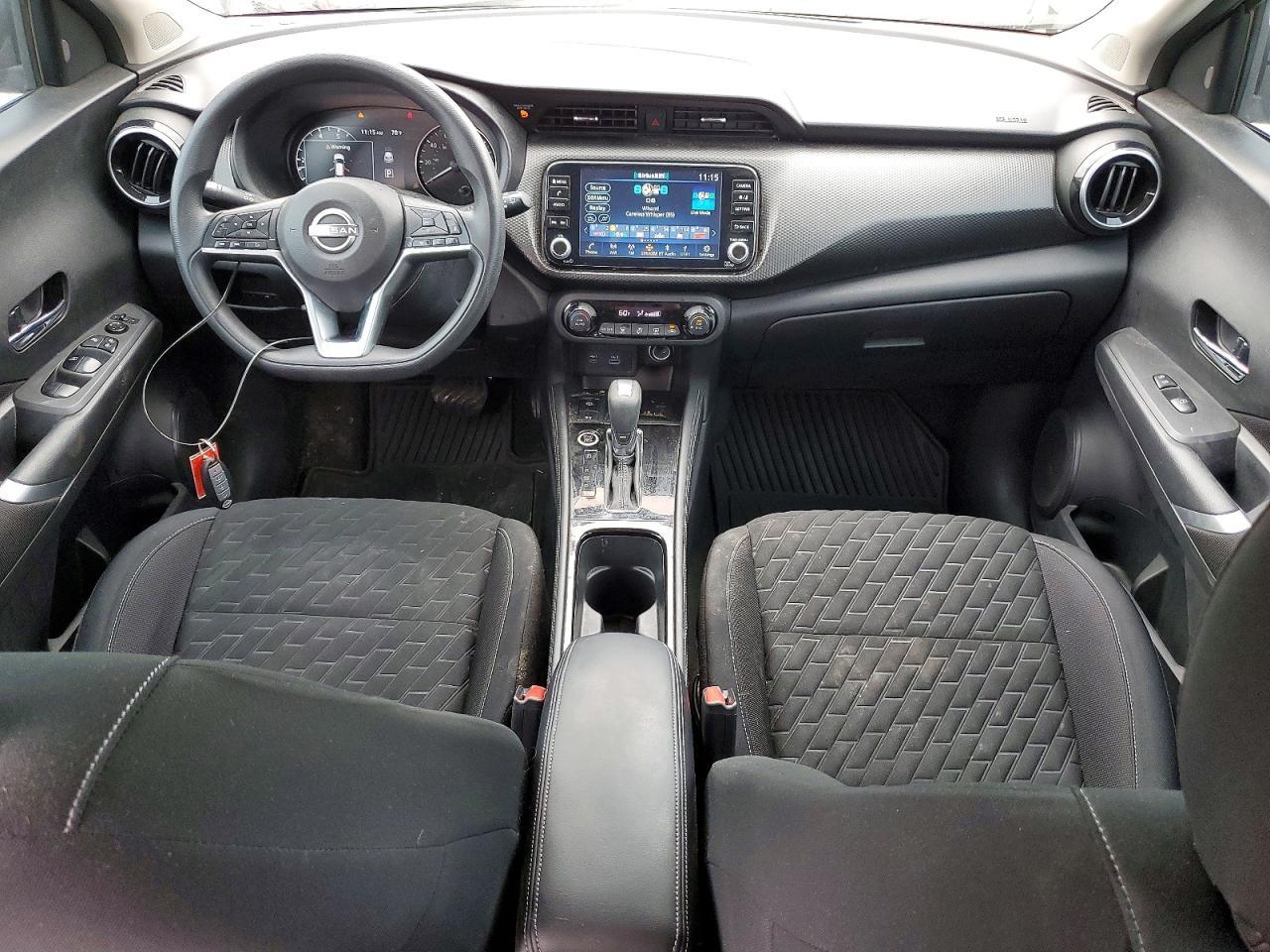 2022 NISSAN KICKS