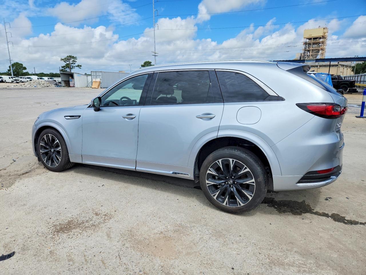 2025 MAZDA CX-90