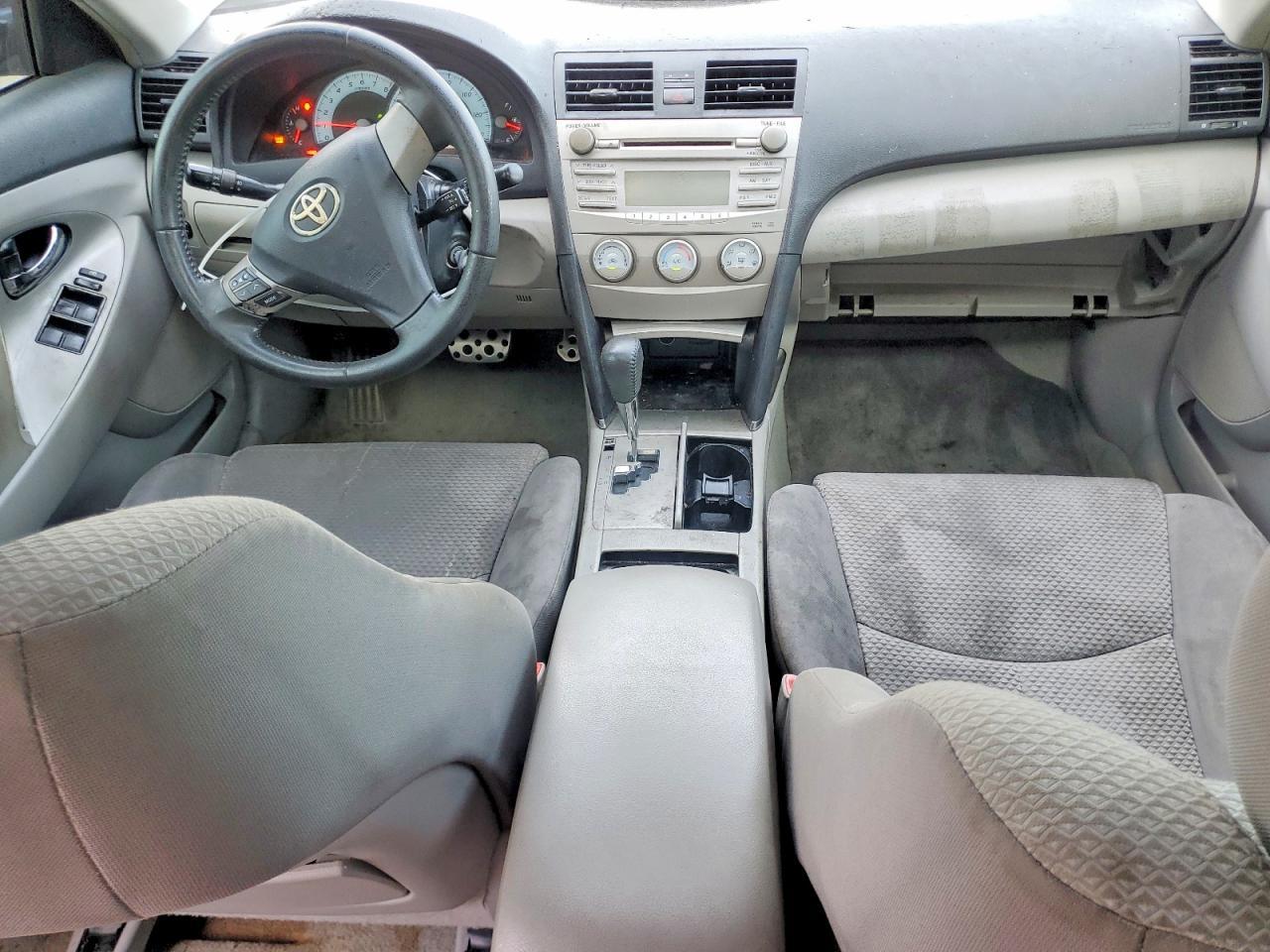 2011 TOYOTA CAMRY