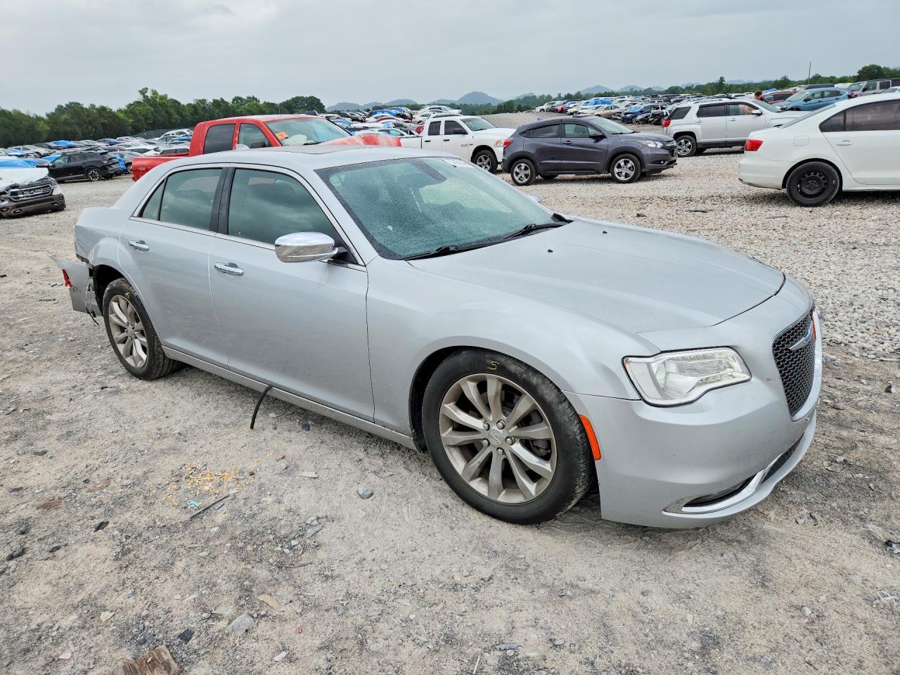 2020 CHRYSLER 300