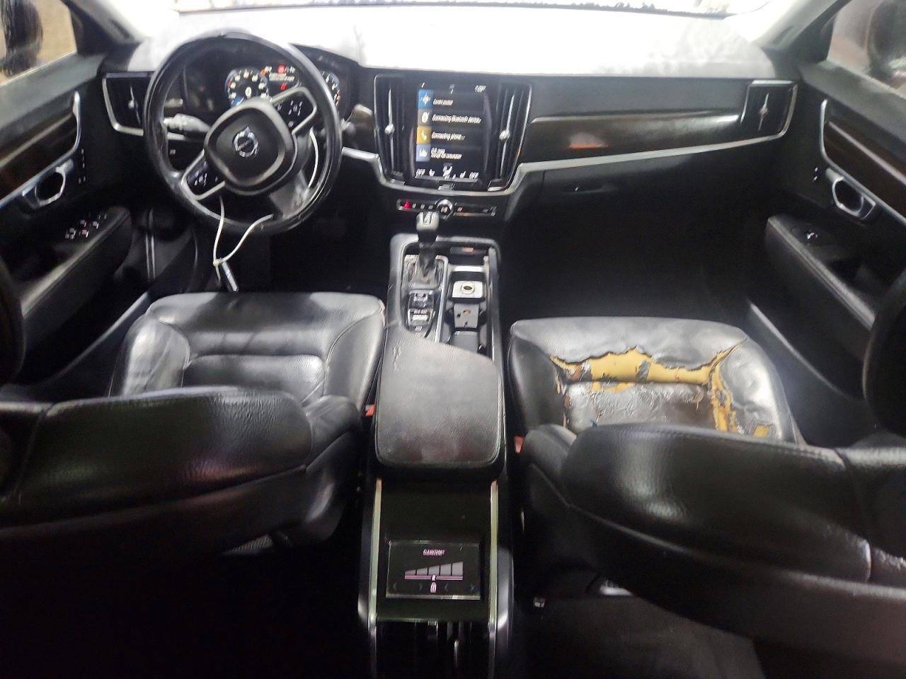 2018 VOLVO S90