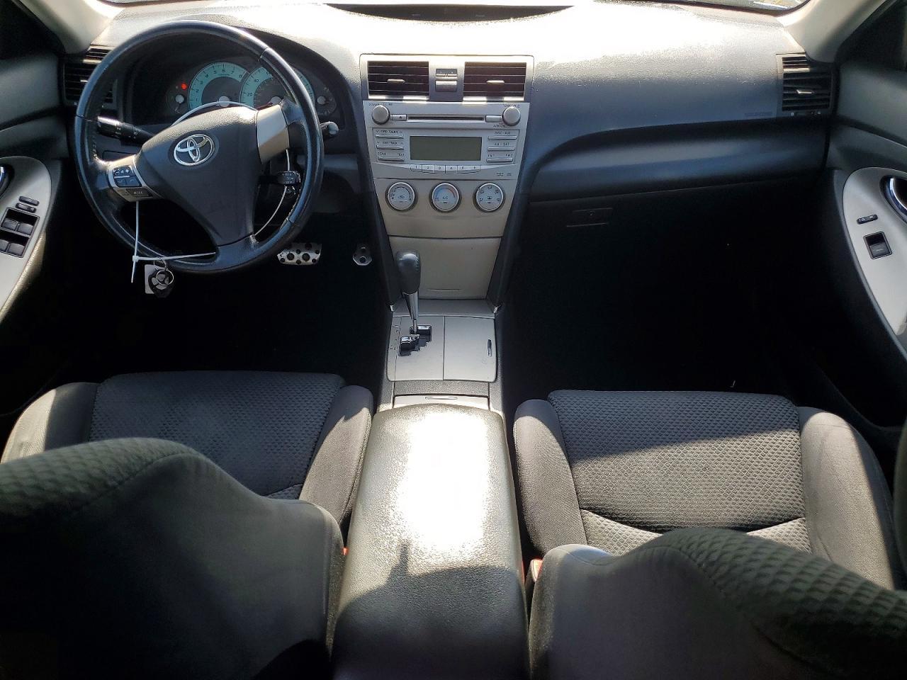 2010 TOYOTA CAMRY