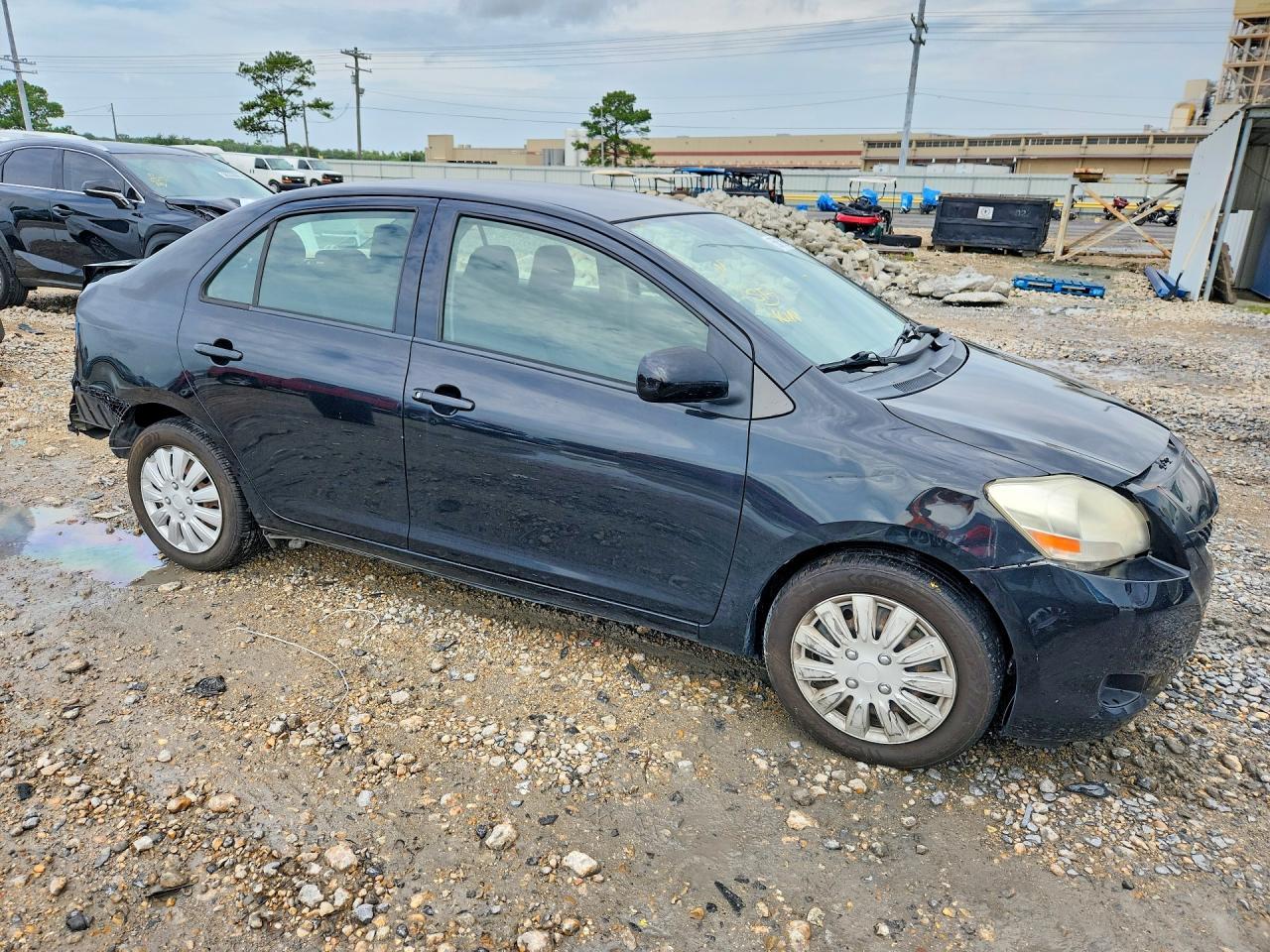 2012 TOYOTA YARIS