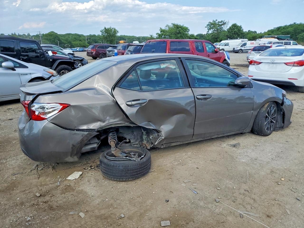 2017 TOYOTA COROLLA