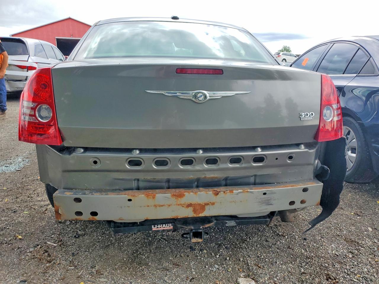 2010 CHRYSLER 300
