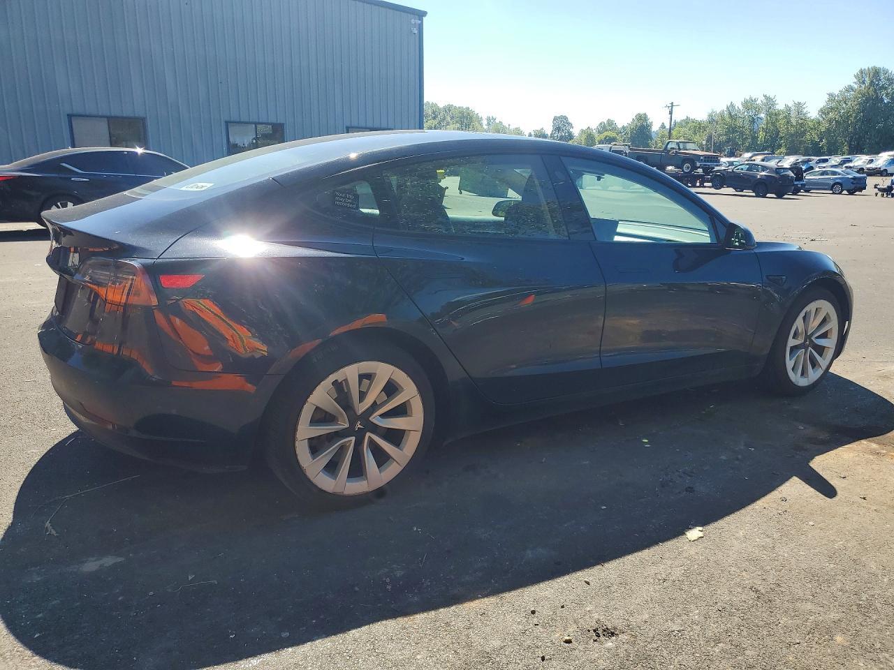 2022 TESLA MODEL 3