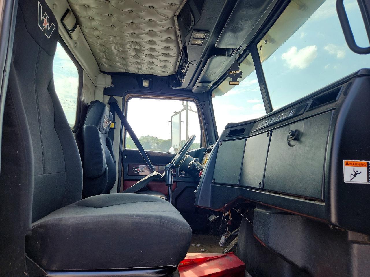 2016 WESTERN STAR/AUTO CAR