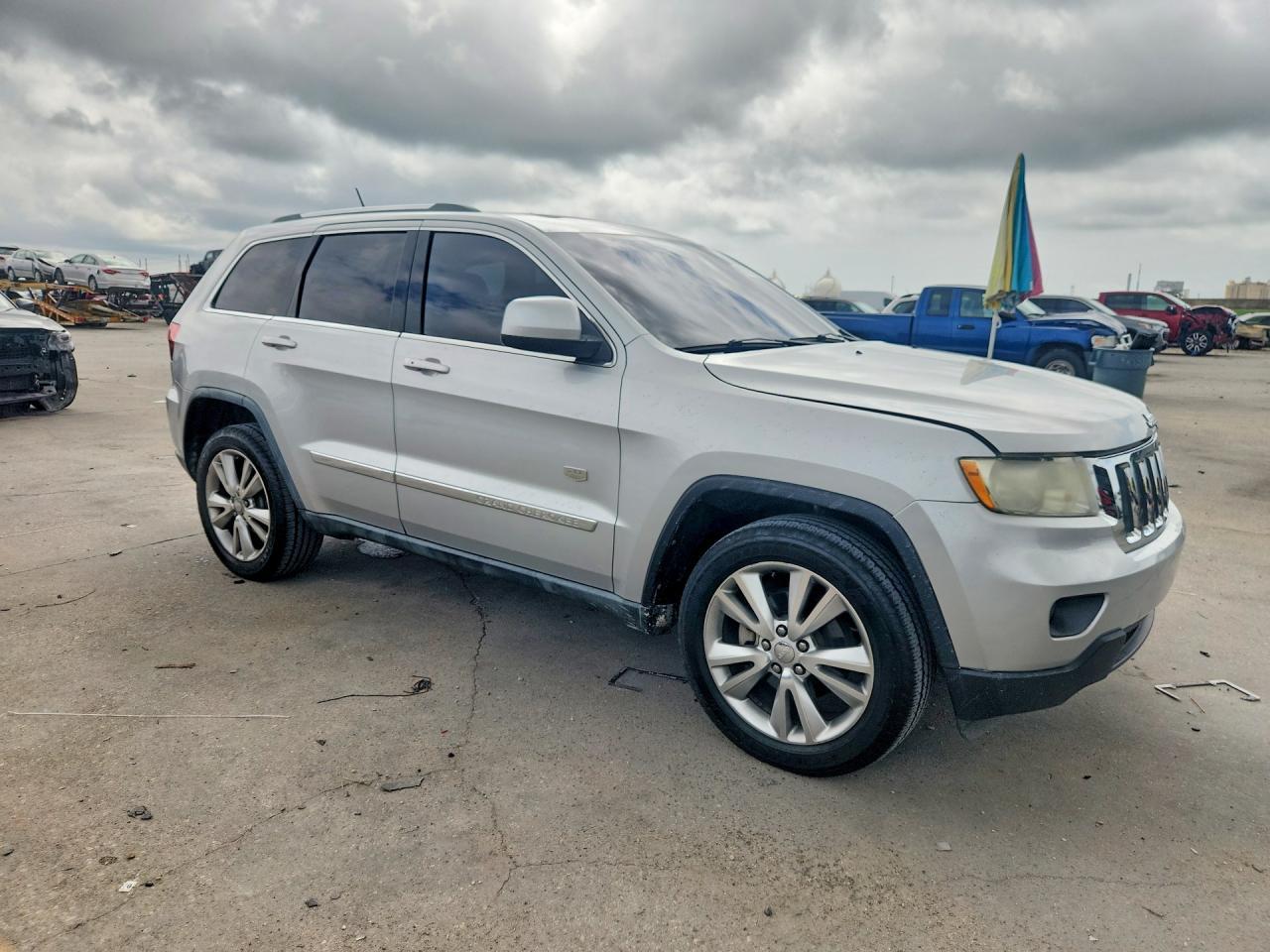 2011 JEEP Grand Cherokee
