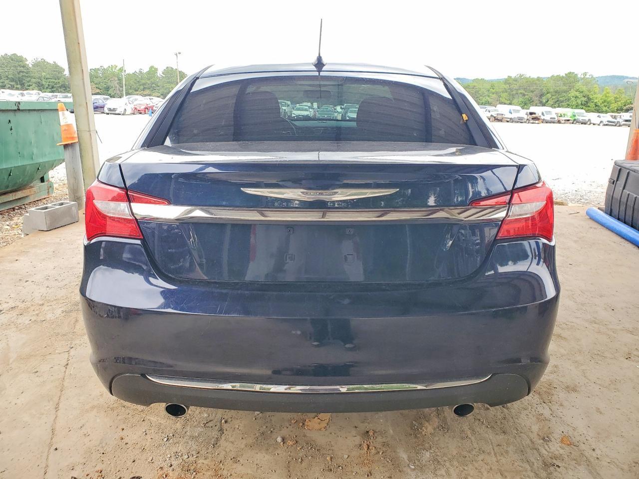 2012 CHRYSLER 200