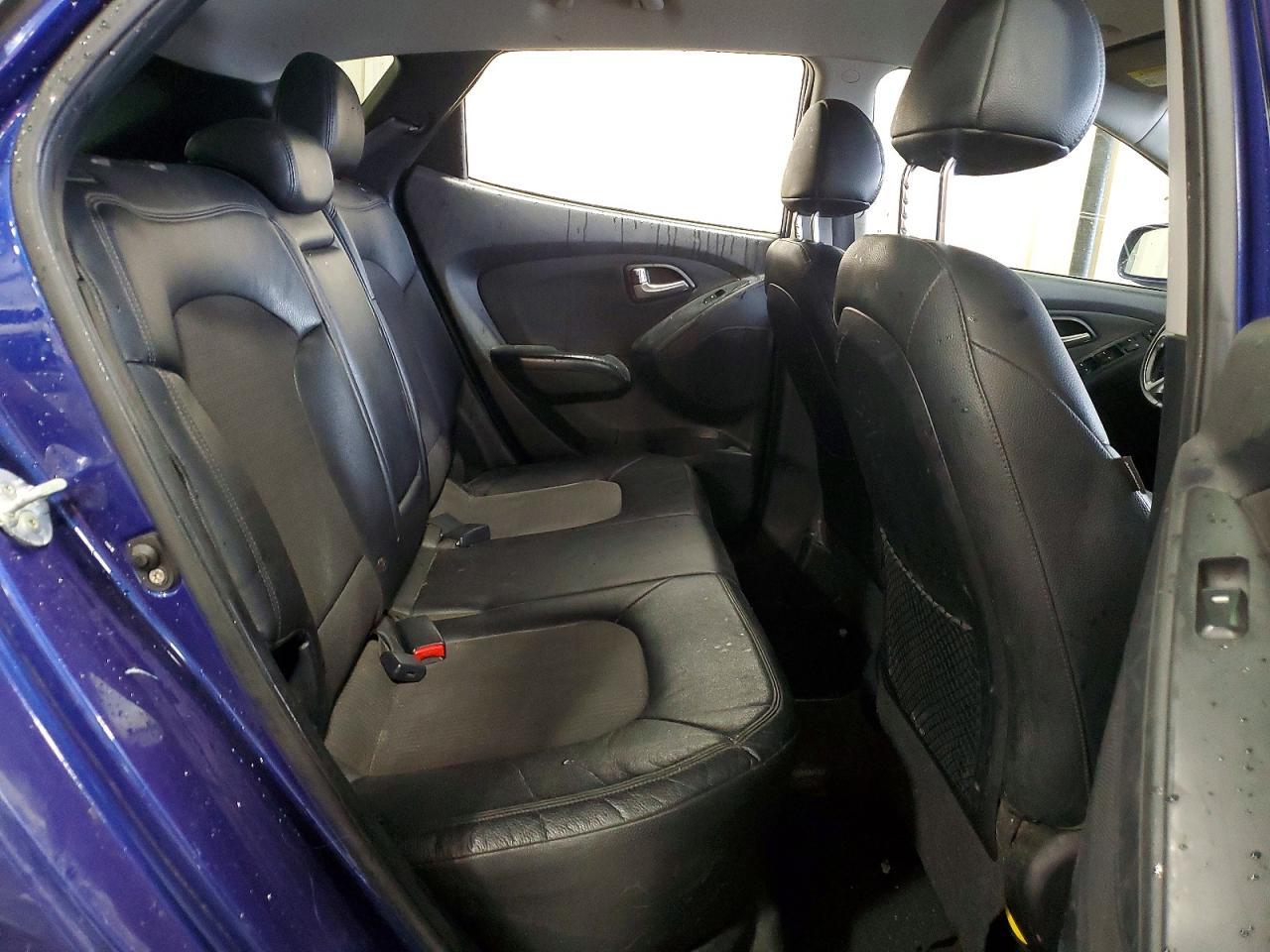 2011 HYUNDAI TUCSON