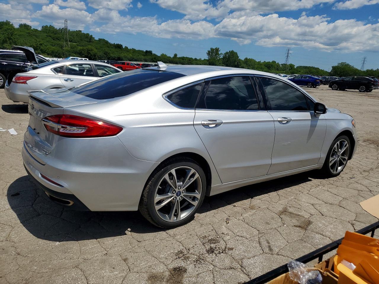2019 FORD FUSION