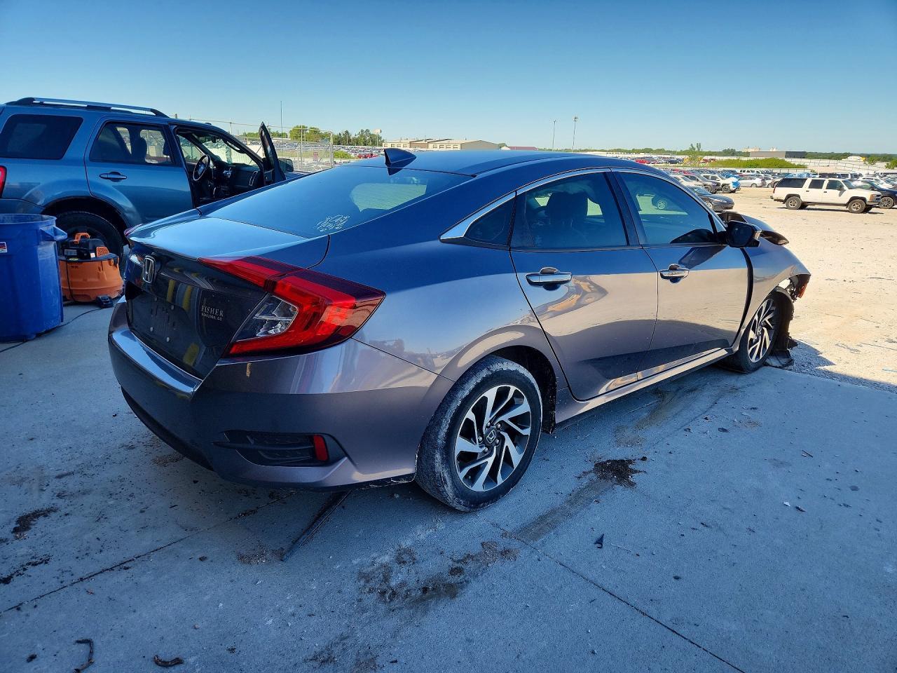 2018 HONDA CIVIC