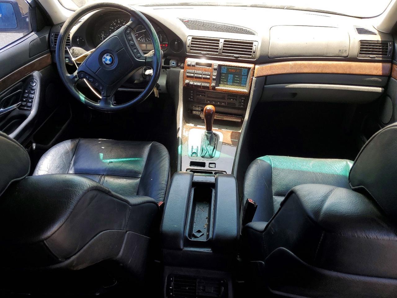2000 BMW 7 series