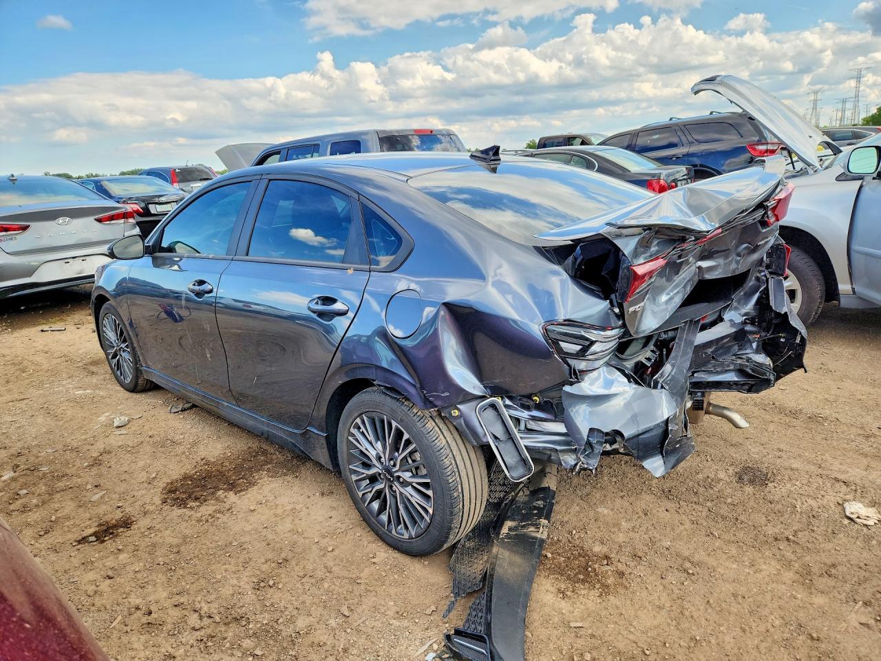 2024 KIA FORTE