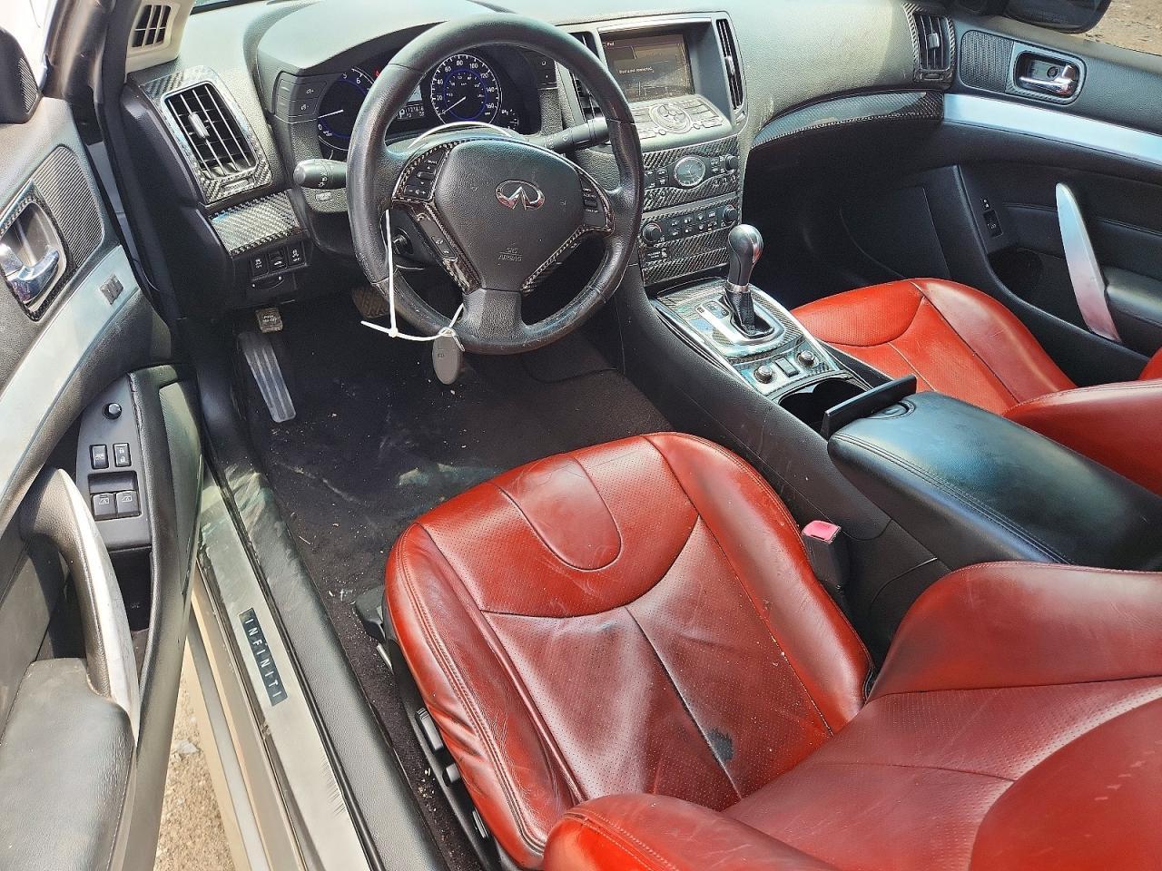 2012 INFINITI G37